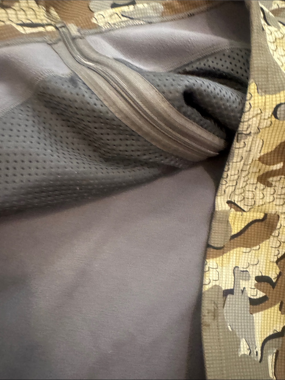 KUIU Men's Peloton 240 Full-Zip Hunting Camo Jacket - XXL - Picture 6 of 7